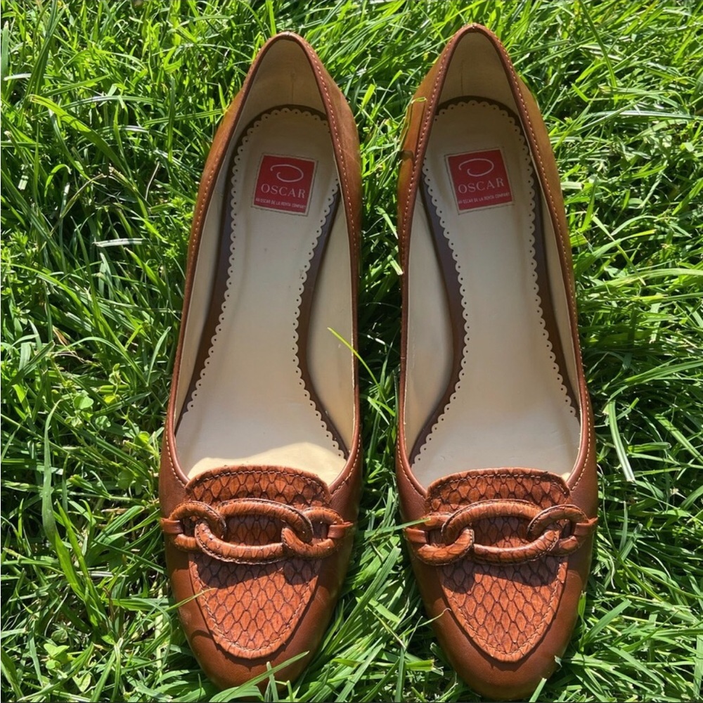 Oscar de la Renta Kitten Heels in Leather Cognac. GUC. Sz 10 - Picture 2 of 12
